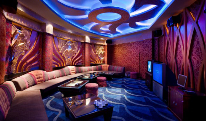 KTV設(shè)計(jì)中色彩的構(gòu)成與其基本特征